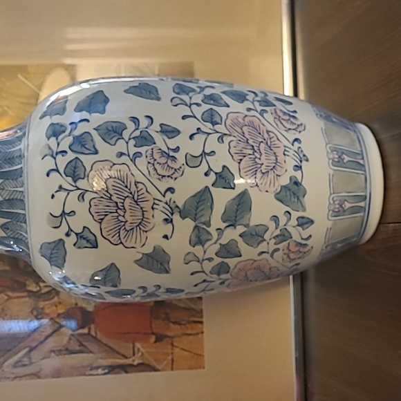 LARGE CERAMIC CHINOISERIE VASE - Picture 6 of 9